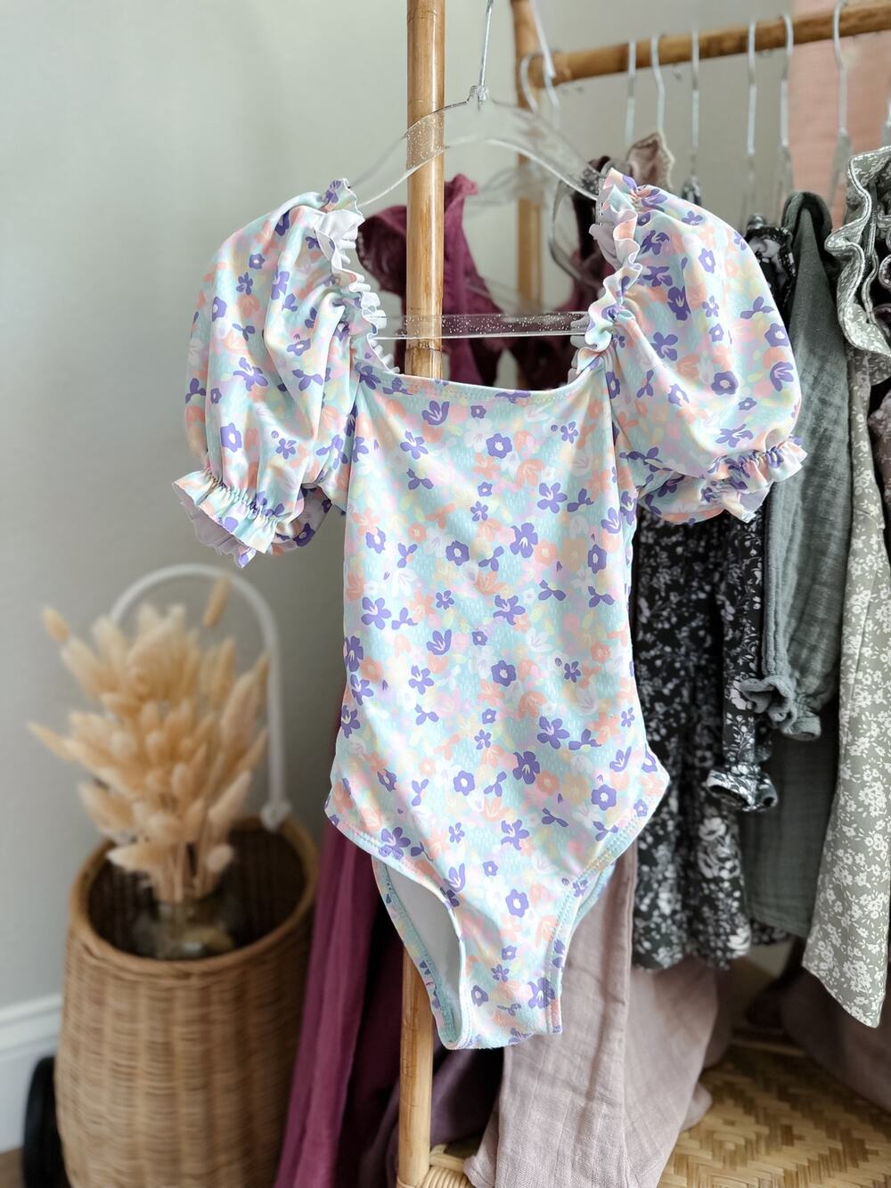 Season of blooms ditsy Floral Print Sweetheart Puff Slv Swimsuit 3